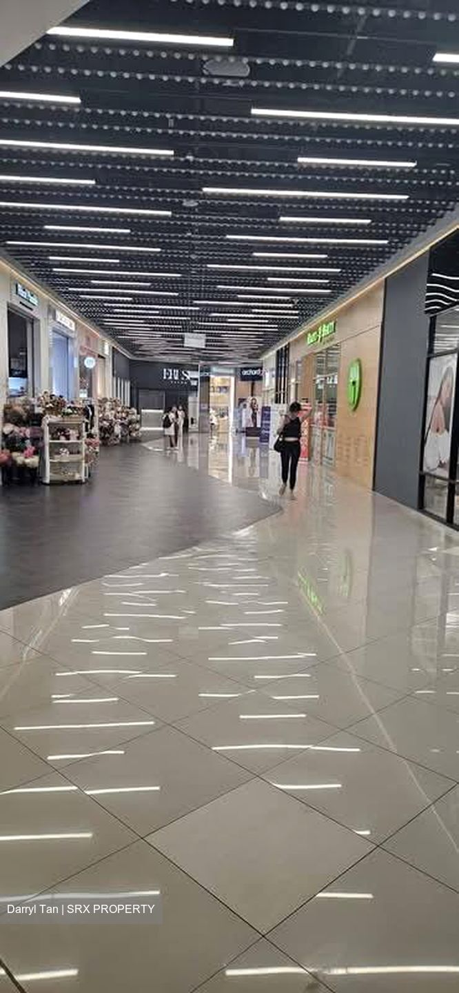 Specialists Shopping Centre (D9), Retail #582144881